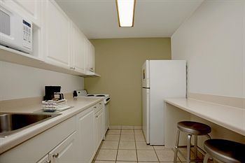 Hotel Extended America - - Metro